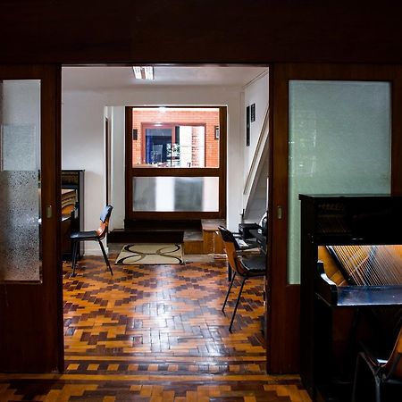 Piano B&B + Coworking Porto Alegre Bagian luar foto