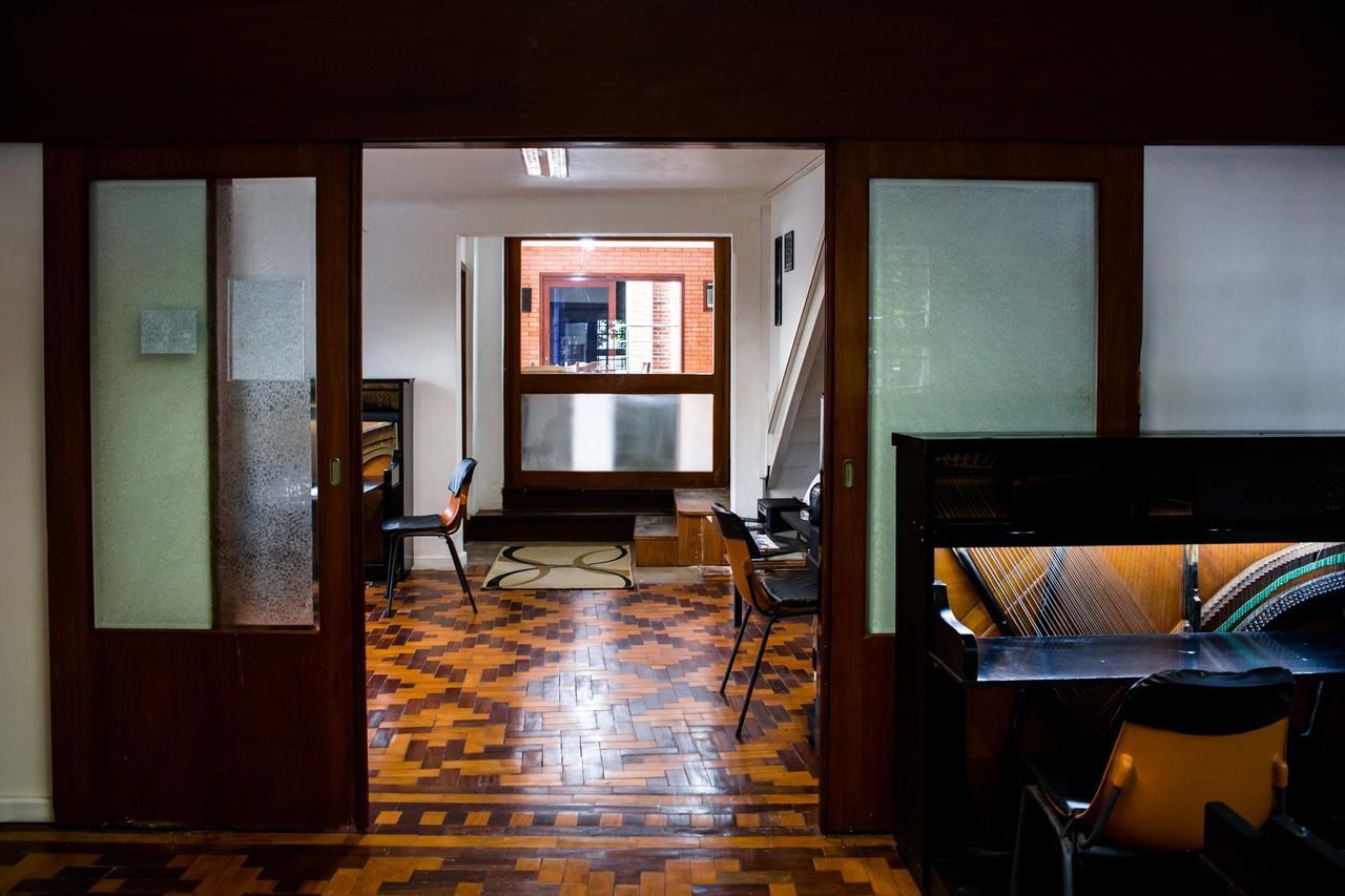 Piano B&B + Coworking Porto Alegre Bagian luar foto
